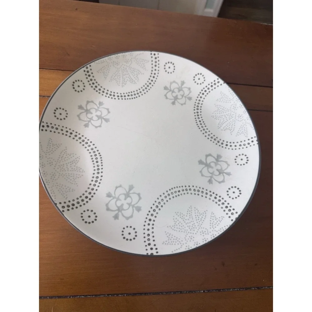 FIVE (5) Phara Grey by Baum Brothers Dinner Plates, 10 1/4